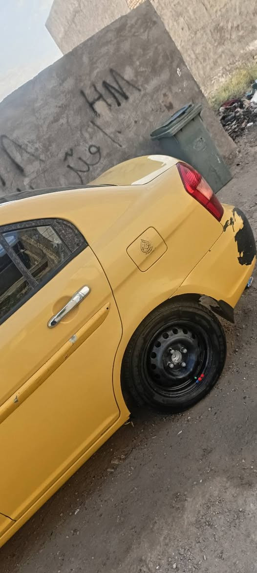 السلام عليكم اكسنت للبيع موديل 2006 رقم كروك انكليزي بسم السيارة تحويل ثاني يوم سيارة مكينه وكير بالجيس بس باب مبدل مال سائق شراي يتصل ***********
