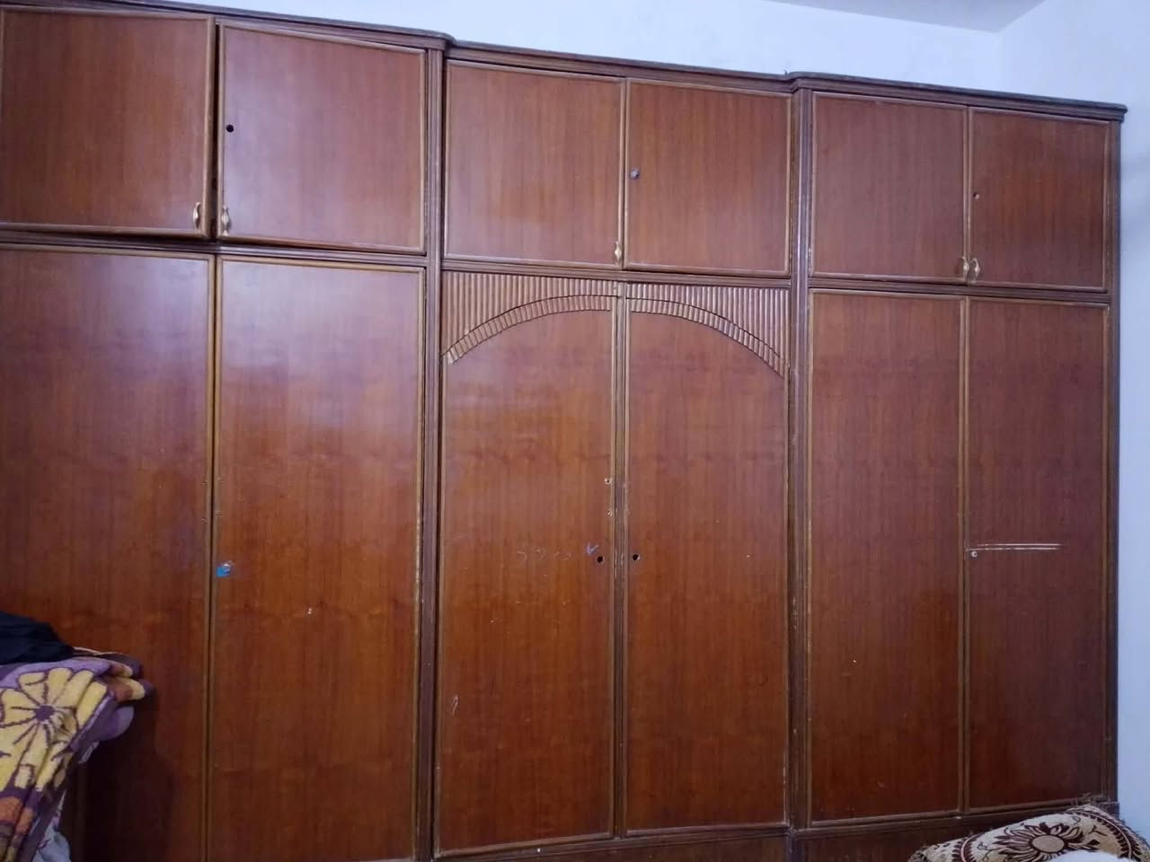 السلام عليكم كنتور ابو السته أبواب اللبيع المكان الكوفه السهله شارع معمل دبس  ***********
