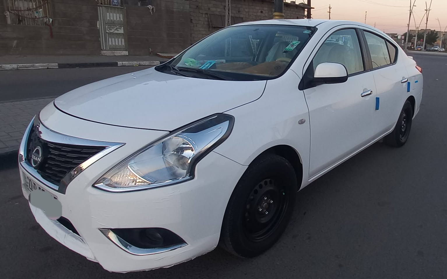 مرحبا شباب نيسان سني هندي موديل 24
بيهه بارد بل مدكر الامامي الأيمن  ماشيه ٤٠ رقم اربيل بسم الشركة جاهزه من كلشي *********** السعر126 مجالهه كلش قليل
