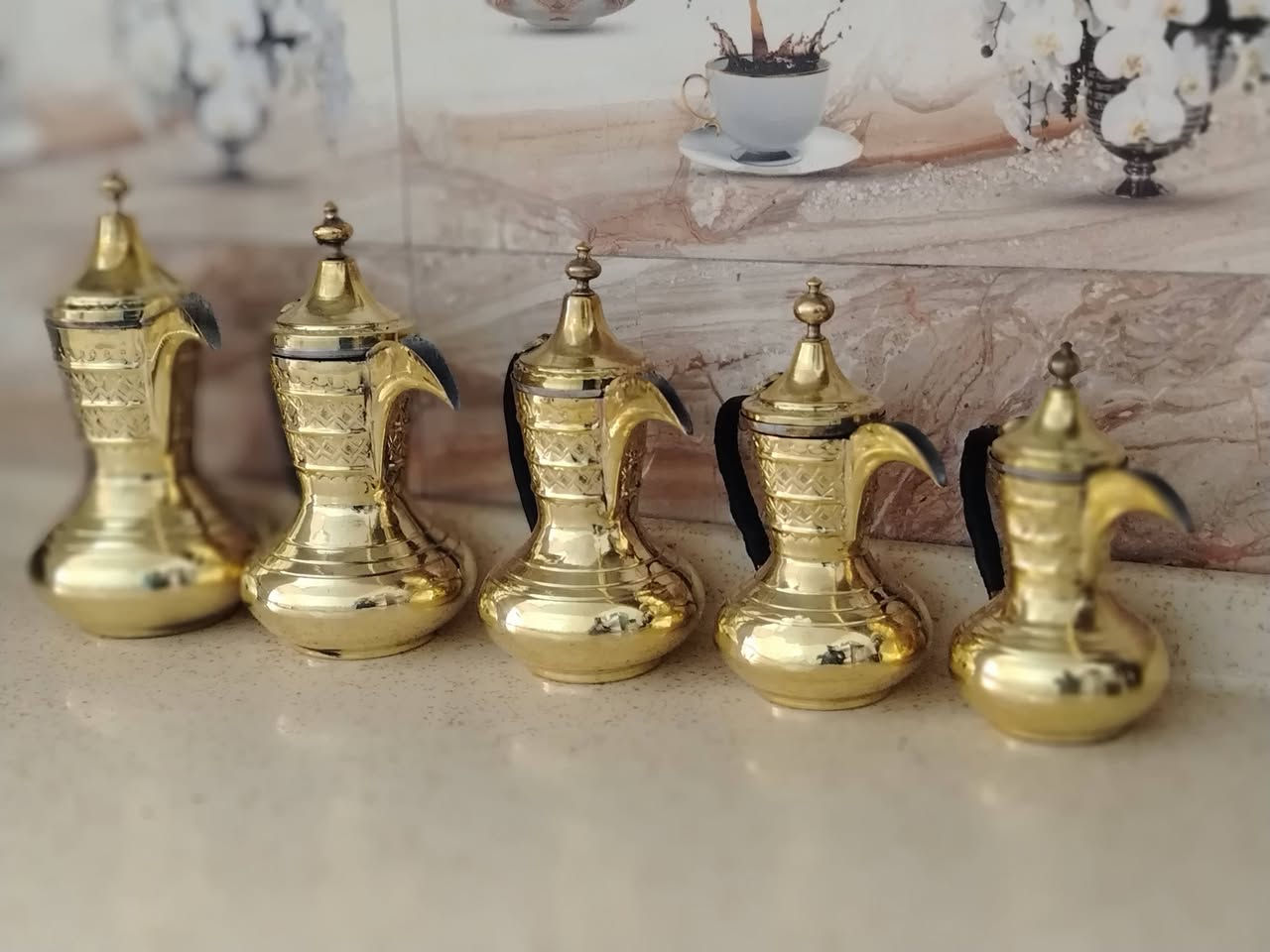 السلام عليكم ورحمة الله وبركاته
سيت خماسي نحاس اصفر مبيض من الداخل
نظيفات جاهزات للاستخدام
الإرتفاع من ٢٣ سم إلى ٣٢ سم
السعر ب١٥٠ الف مع التوصيل قفل


**إذا كنت صاحب هذا الإعلان وتريد حذفه لأي سبب، رجاءا أرسل رسالة إلى الدعم الفني**