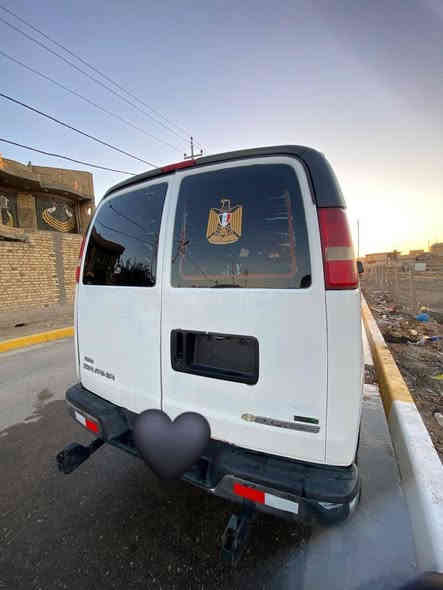 سلام عليكم سفانه للبيع 2007 محرك ٦١٠٠ كير الف مكفولات تخم تايرات كدام برجستون سله خلفيه موجود وياهه كاعيه جلد مدوشمه كشن كهربائي تبريد شغال لايت زنون شاشه كامره خلفيه رقم بغداد صاعده هزه ***********
