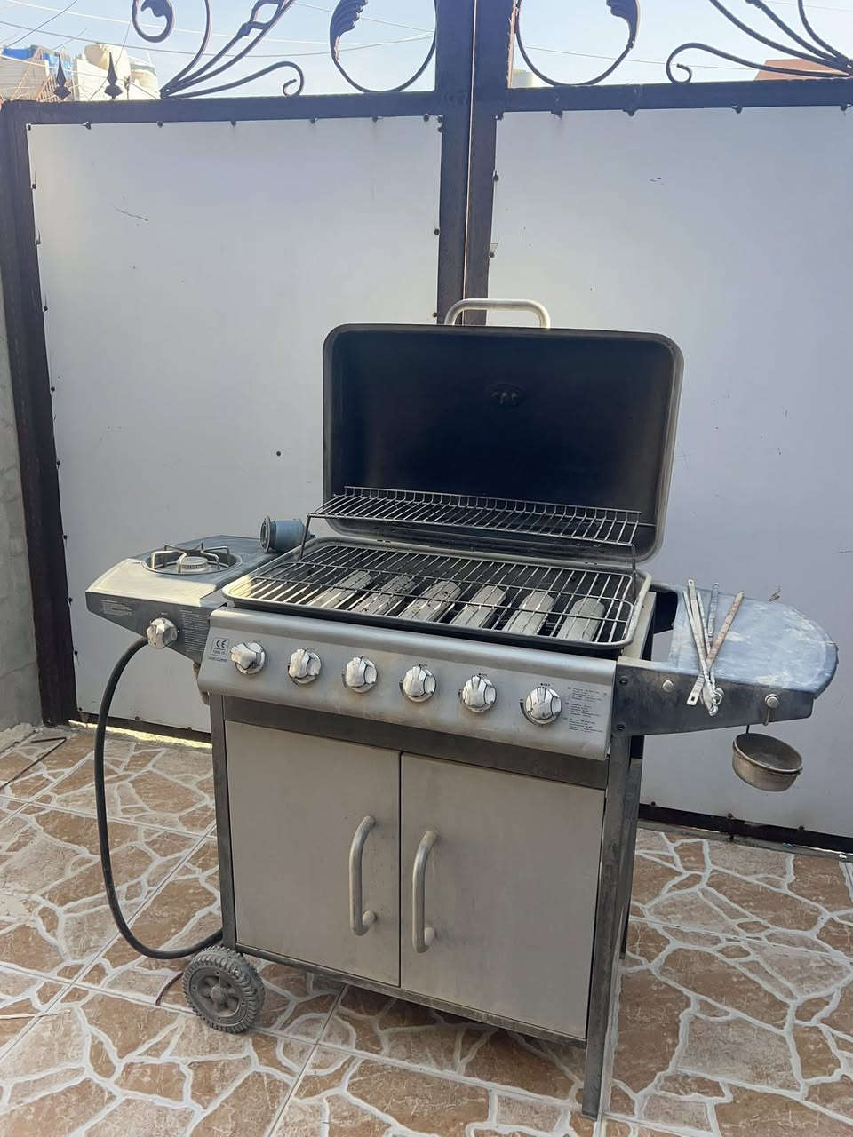 شوايه ع الغاز نضيفه وع فحص


**إذا كنت صاحب هذا الإعلان وتريد حذفه لأي سبب، رجاءا أرسل رسالة إلى الدعم الفني**