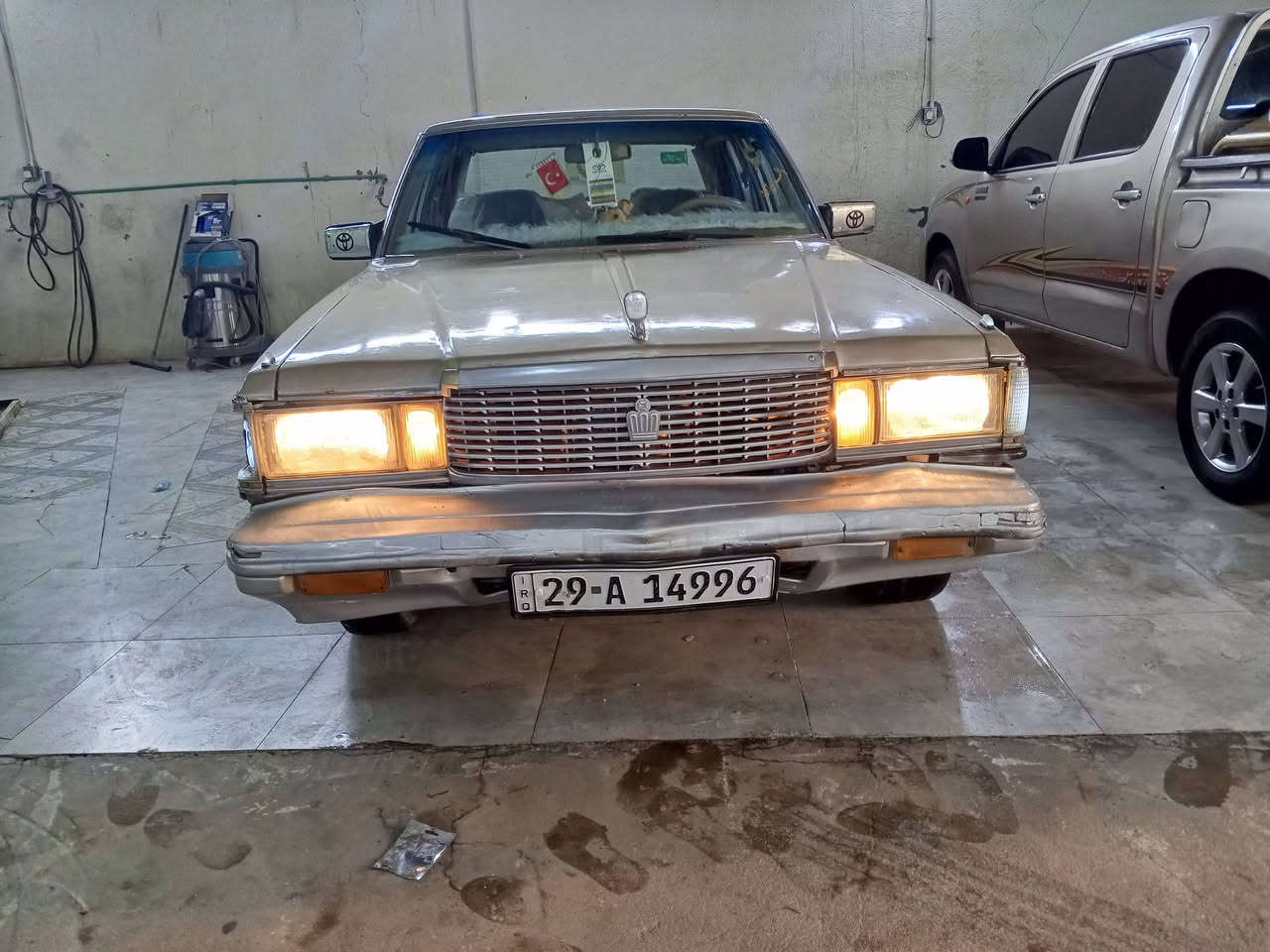 السلام عليكم سوبر موديل 83 مكفوله من الكص والنقل والضربه القويه والعيب الشرعي مكينه وكير ثنين ونص ديلكو كفاله حداديه جديده تخم تاير جديد كهربائيات شغاله اكسل بور باتري كله جديد رقم نكليزي واسط سنويه ل 26 راعيه موجود تحويل شوكت ماتريد مكاني ناصرية مركز #السعر 23 وبيها مجال اتصال ***********
