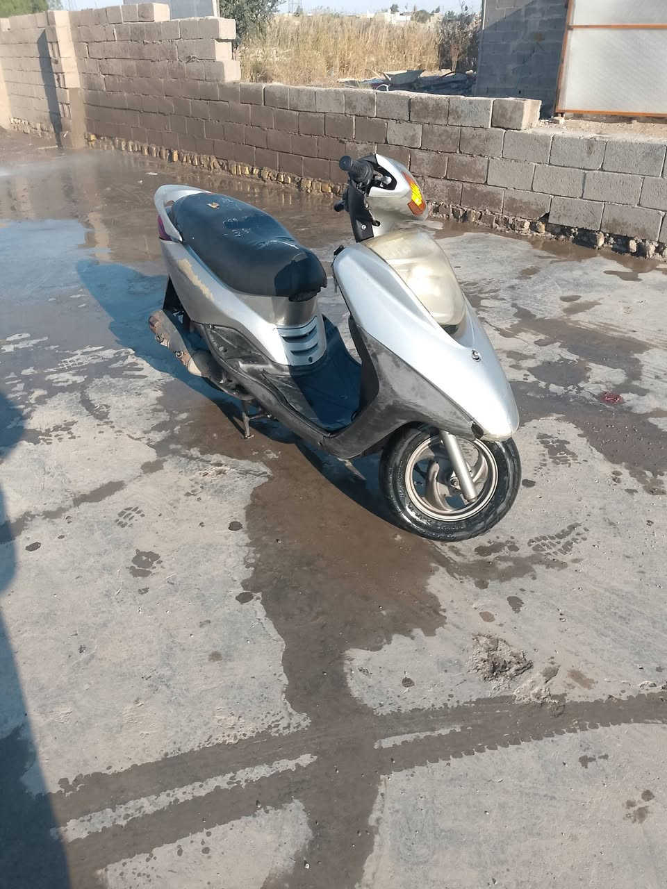 السلام عليكم دراجه نظيفه للبيع فريز مكانه مدينه الصدر والسعر 550
هذا رقم ***********
