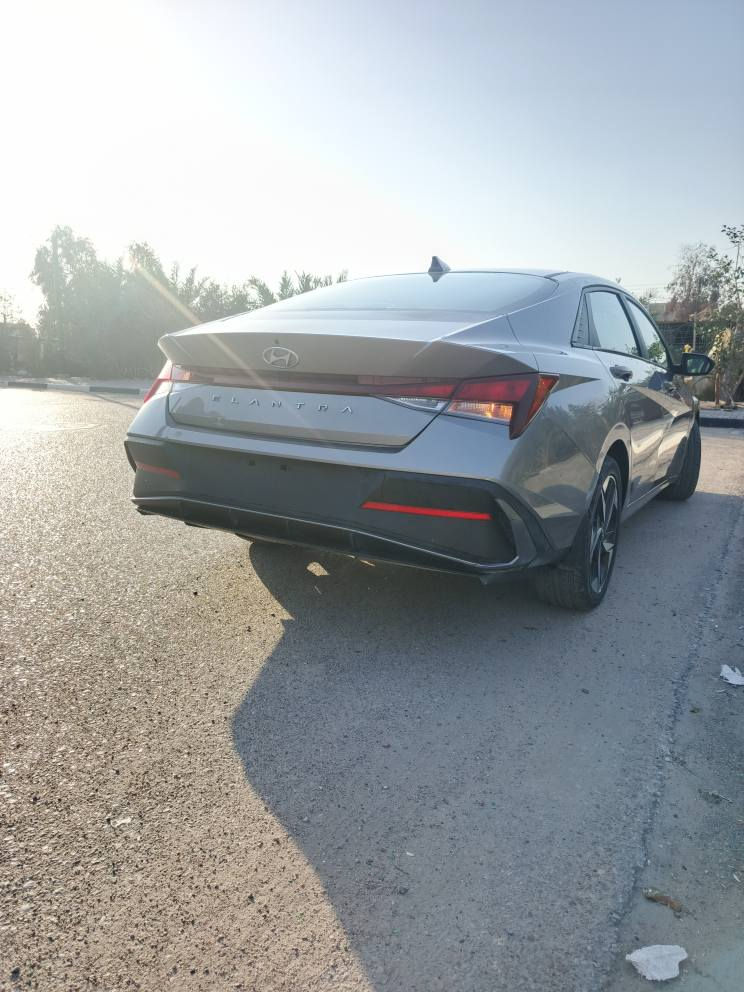 النترا وارد امريكي 2023 حرة تترقم جميع المحافضات حادث جاملغ امام وبنيد بدون لغد ولا شاصي سيارة حلوة وجاهزة من كلشي واجة بيهة صبغ كلير من امريكا ...المكان البصرة القبلة السعر 127 ومجال جدا قليل ..
*********** البصرة, العراق
