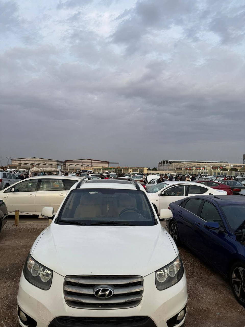 السلام عليكم سياره سنتافيه للبيع سياره خليجي سياره مكفوله سبعه راكب محرك اربعه سلندر سعر 155 وبيه مجال العنوان بصره حي الهندسين التواصل ***********
