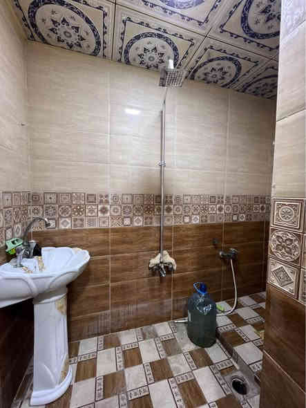 🔶(شقة ارضية للايجار)🏡✅ موقع تجاري 

🔹(الموقع الجنينة شارع جامع الكرناوي) تصلح شركة مكتب او صالون 

🔸(تحتوي على  / غرفة منام / صاله  / مطبخ / صحيات / مخزن / 

✔️✔️ المساحة (110) متر //

 // سعر الاجار (550) الف غير قابل للتفاوض //

🔻(عنوان شركة الجوادين للاستثمار العقاري )
 (البصره /الجنينه /نهاية /شارع المصلحه / قرب سوق الجبيلة ) 

//لطلب والاستفسار الاتصال على الارقام لتالي//

واتساب +اتصال ***********
واتساب + اتصال *********** البصرة
