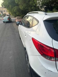 سياره توسان 2015 خليجي ماشيه 113 سياره صندوكه مضروب و سياره مرعصه بلقم...