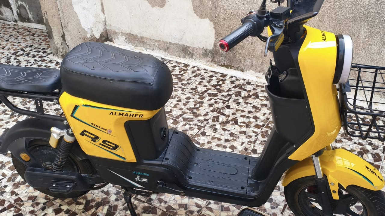 450 الف R9للبيع كلشي مابي
***********
