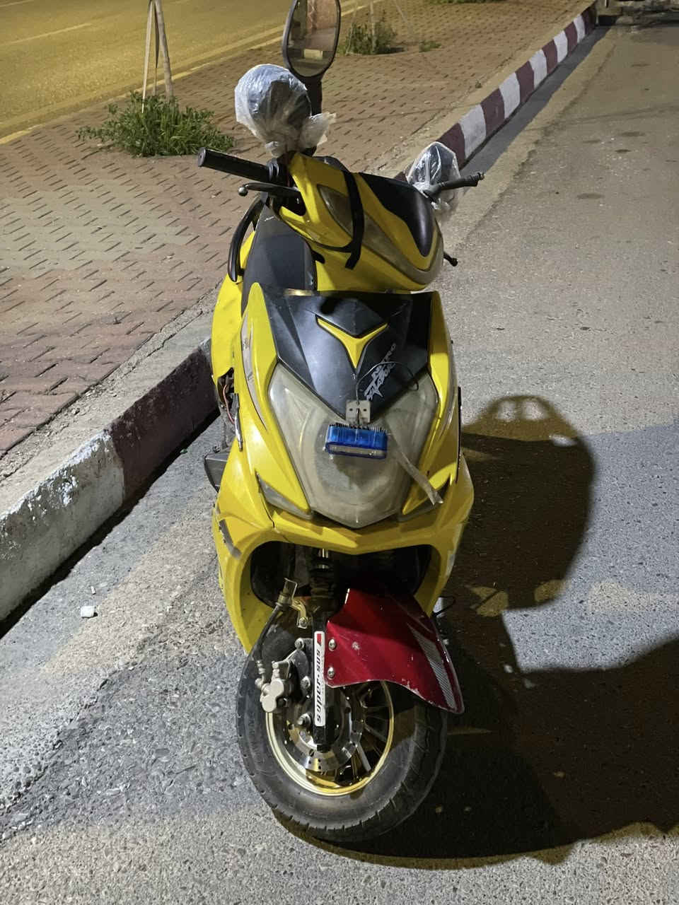 سكنس دراجه حلوه وناعمه شغاله نكره وحده سلف هندر للبيع سليمانيه ٢٣٠الف وبيه مجال للشراي

+964 770 299 6652


**إذا كنت صاحب هذا الإعلان وتريد حذفه لأي سبب، رجاءا أرسل رسالة إلى الدعم الفني**