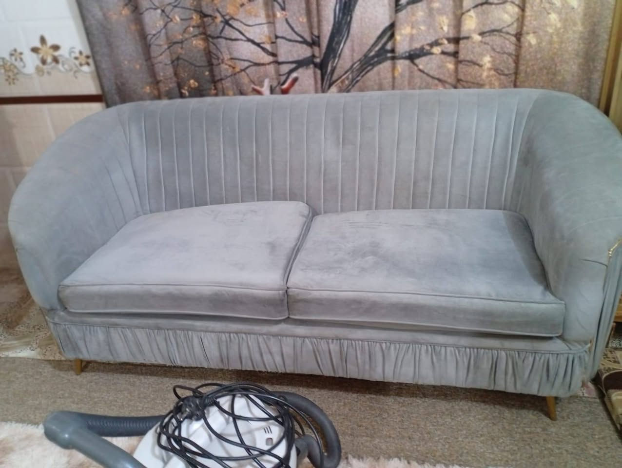 سلام عليكم تخم تركي مودرن ١٠ مقاعد بلباكيت السعر ٣٢٥ قفل الشراي يتفضل خاص او واتساب ***********
