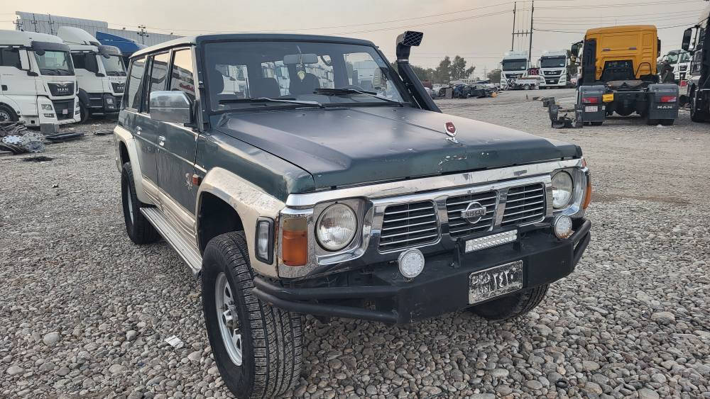 سلاو نيسان باترؤل مديل ١٩٩٧فول مواصفات جام كاره با سلاجه ئؤتماتيك ده بل اكسل ئارمى بلاستيكى سليمانى جوارطايه و ويل لؤكى له سه ره تبريد مركزى بؤرد ئؤتوماتيك ده بل كيج هه ردو اكسلى ٢٠٠٧ى له سه ره بيشودواديسكه مكينه ى LSبابهانى له سه ره قورسو سوكى به شه رت لايت و بكلايت ئوسترالى زؤر به قوه ته سياره كه غازو بنزينه.جامه كانى بؤلؤرايز بيلاده.*********** تيبينى سياره كه كال بونه وه ى هه يه كالار, السليمانية
