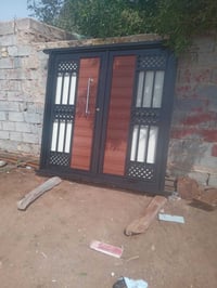 باب خارجي • ٢م×٢م • جديد