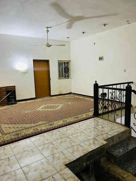 #للبيع #السماوه

بيت للبيع في حي الحكم طابق ونص

مساحه البيت // ١٣٥ متر بناء كونكريت مسلح

الطابق الأرضي // غرفه وصاله ومطبخ وبراني وصحيات داخليه وخارجيه
الطابق الأول // غرفه وصاله

سعر البيت // ١٢٥ مليون قابل للتفاوض

للاستفسار أكثر اتصل على *********** أو واتساب أو زيارة المكتب الحضارة للعقارات السماوه حي الحكم مجاور صيدلية آدم

نستقبل جميع العروض العقاريه والتجاريه على الواتساب
