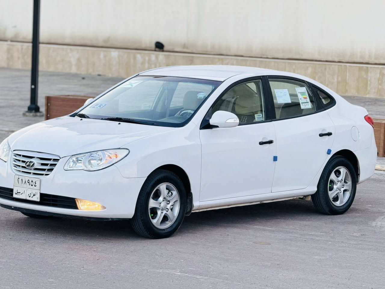 ياالله  سلام عليكم اعتذر ع الاقساط والوعده والمرواس الانترا خليجي موديل 2011 رقم اربيل  سياره احلى من الصور وجاهزه ترايه حيل حلو   صبغ قطعتين ومكانين بارد زغار والباقي مكفول 
كير/محرك/تبريد/صدر خلفي امامي/تخم تاير/تخم ويل كب دوشمه داخليه كله بلشرط 
مواصفاته محرك 1600بدون أي عيب شرط 

بلاجكتور بلادي 
قفل مركزي 
4 دسك 
اوكس
بلاتوث
كشن جك 
جرس تنبيه سرعه 
تحكم مرايه جانبي  
السعر المطلوب112 بيه  مجال بسيط  مكاني صلاح الدين تكريت التواصل 
0788 296 0202
***********
