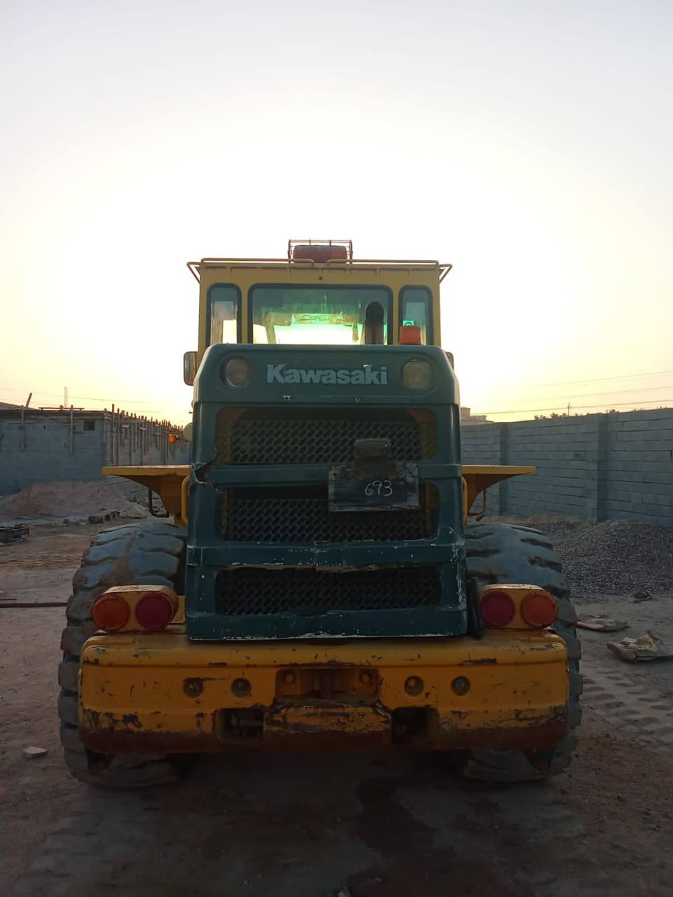 شفل البيع حجم 85 دخول جديد وضع شركه شرط مامشتقل تخم تاير شرط ***********
