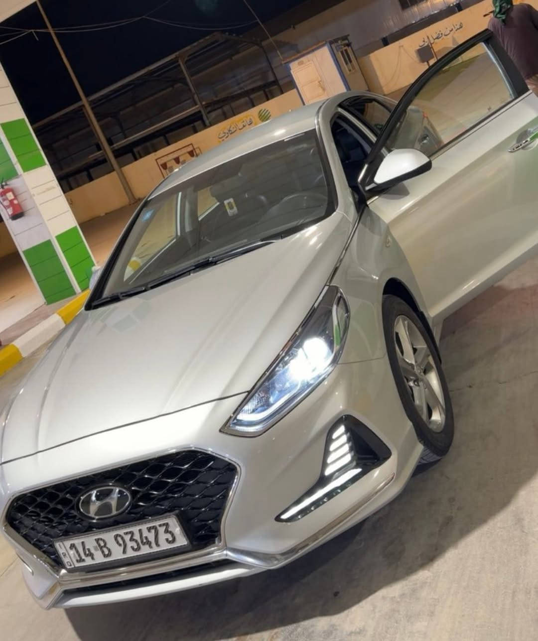 سلام عليكم
سوناته مديل 2022
وراد كوري كفاله عامه 
فول مواصفات سياره 
رقمه بصره تحويل
محرك2000دوش
السعر (175)$وبيه مجال 
***********
