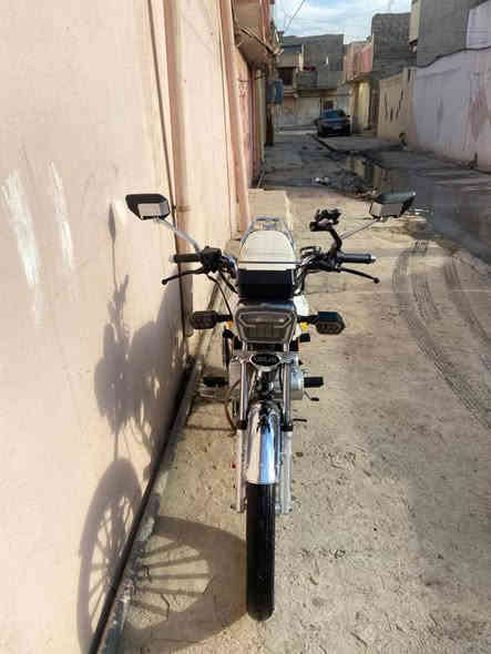 دراجه للبيع
عنوان الدراجه موصل نبي يونس 

✔️دراجه سيفان 5 كير بصمه 
✔️ مرقمه رقم نينوى لوحات انكليزي
✔️ثاني يوم احوال محرك 150
✔️كفاله عامه من كير مكينه شاصي 
✔️دراجه نضيف كامله مكمله
✔️ دهن ابداله امزويل 1/1 دراجه 
✔️موديل 2025
✔️كهربائيات كلها شغاله فول الفول
✔️مابيه اي نقص
✔️ماطور جاهزه
✔️السعر مليونين 
✔️ العنوان موصل نبي يونس 
 ✔️ اهل ال مليون ونص لا اتعب نفسك اصلا ماابيع
        مع تحياتي للجميع 

اتصال 📞 ***********

اتصال 📞 ***********
