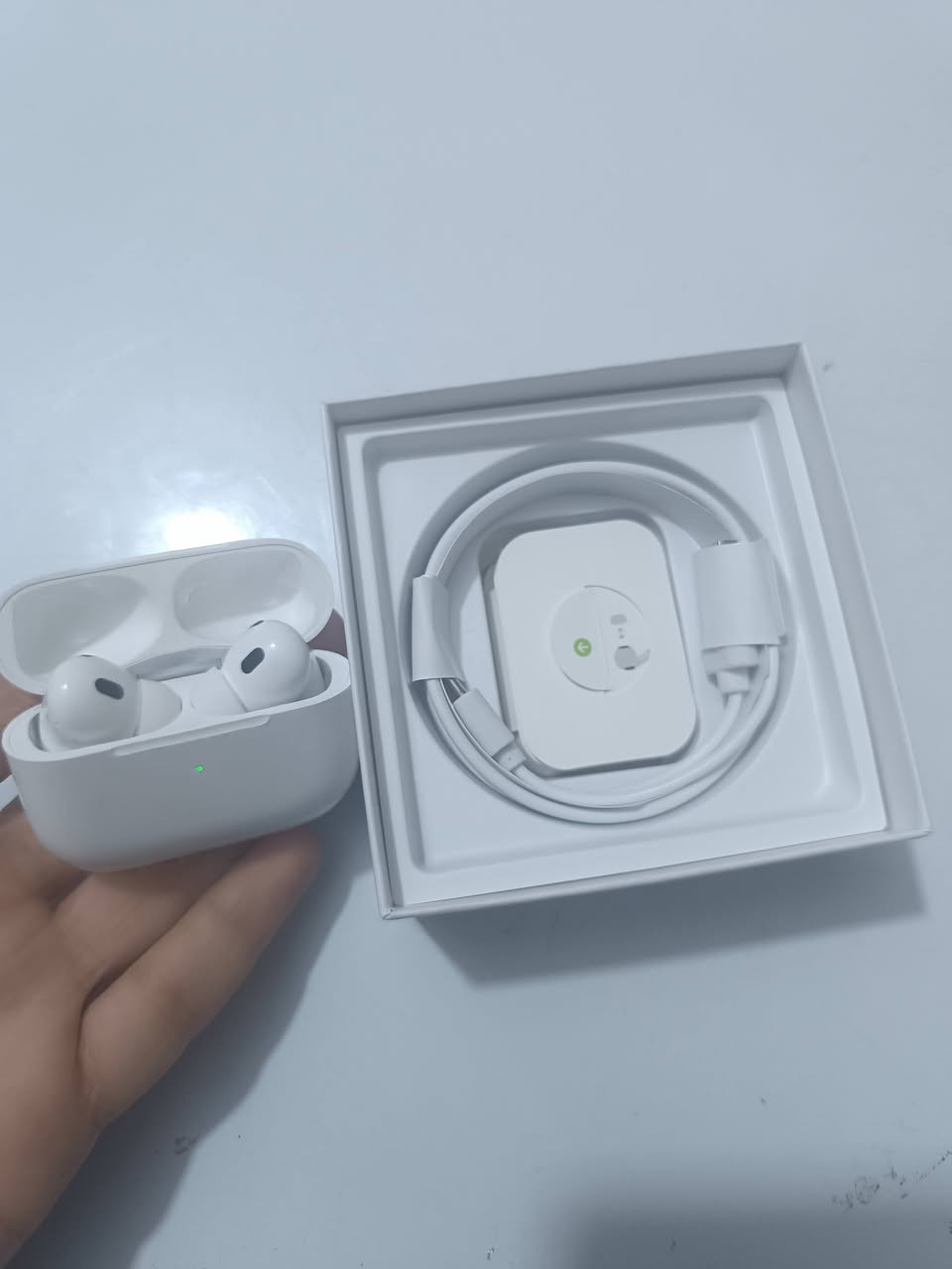 سلام عليكم 
سماعات بلوتوث (الجيل الثاني).AirPods pro 2
جديد مفتوحه فقط 
سعره 20 الف


**إذا كنت صاحب هذا الإعلان وتريد حذفه لأي سبب، رجاءا أرسل رسالة إلى الدعم الفني**