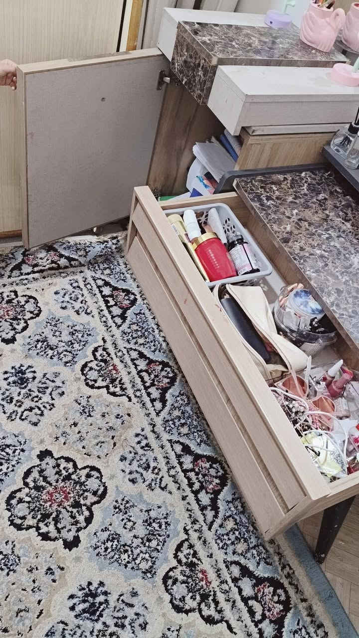 سلام عليكم ميز تواليت تركي باب الأول ابو امرايتين نظيف جدا مجر كبير وأيضا كومدي منه وبي مابي أي ظرر نظيف جدا رايدته 45مكاني الدوره البوعيثه طبعاً كامل ممفصول العرض متره وربع


**إذا كنت صاحب هذا الإعلان وتريد حذفه لأي سبب، رجاءا أرسل رسالة إلى الدعم الفني**