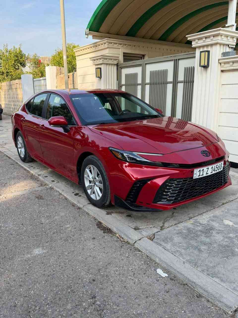 االسلام عليكم
كامري هايبرد
2025 دخول جديد رقم بغداد
مكينه2.500 بانزين و هايبرد HEV 
فئة ال Le ماشيه 33 الف ميل
حساسات
تحكم ستيرن جهتين
رادار امامي
رادار جانبي
قياده ذاتيه
كروز سرعه
مانع انزلاق
مانع تصادم
حساسات ضغط الاطارات
بك لايت لد   LED
لايت زنون امامي بلادي LED
ويل 18
محدد مسار
تصحيح مسار
حساسات ستيرن التنبيه  
مودEV
اوتو هولد
 بصمه
3أنظمة قياده ECO / Normal / Sport 
قطعتين تبريد
سايد بريك بصمه
نضامGBS + خرائط
اوامر صوتيه وتسجيل صوتي
كامره خلفيه
منافذ تايب سي 
شحن لاسلكي 
وبعد بيها مواصفات معروفه
تحويل ثاني يوم 
185 مجال شي بسيط
مكانها  صلاح الدين سامراء 
‏  التواصل عبر الاتصال فقط ووتساب ***********  
ضرر امامي وبيها ملاحضات بسيطه 
ورقم الشاصي مرفق ب صور
