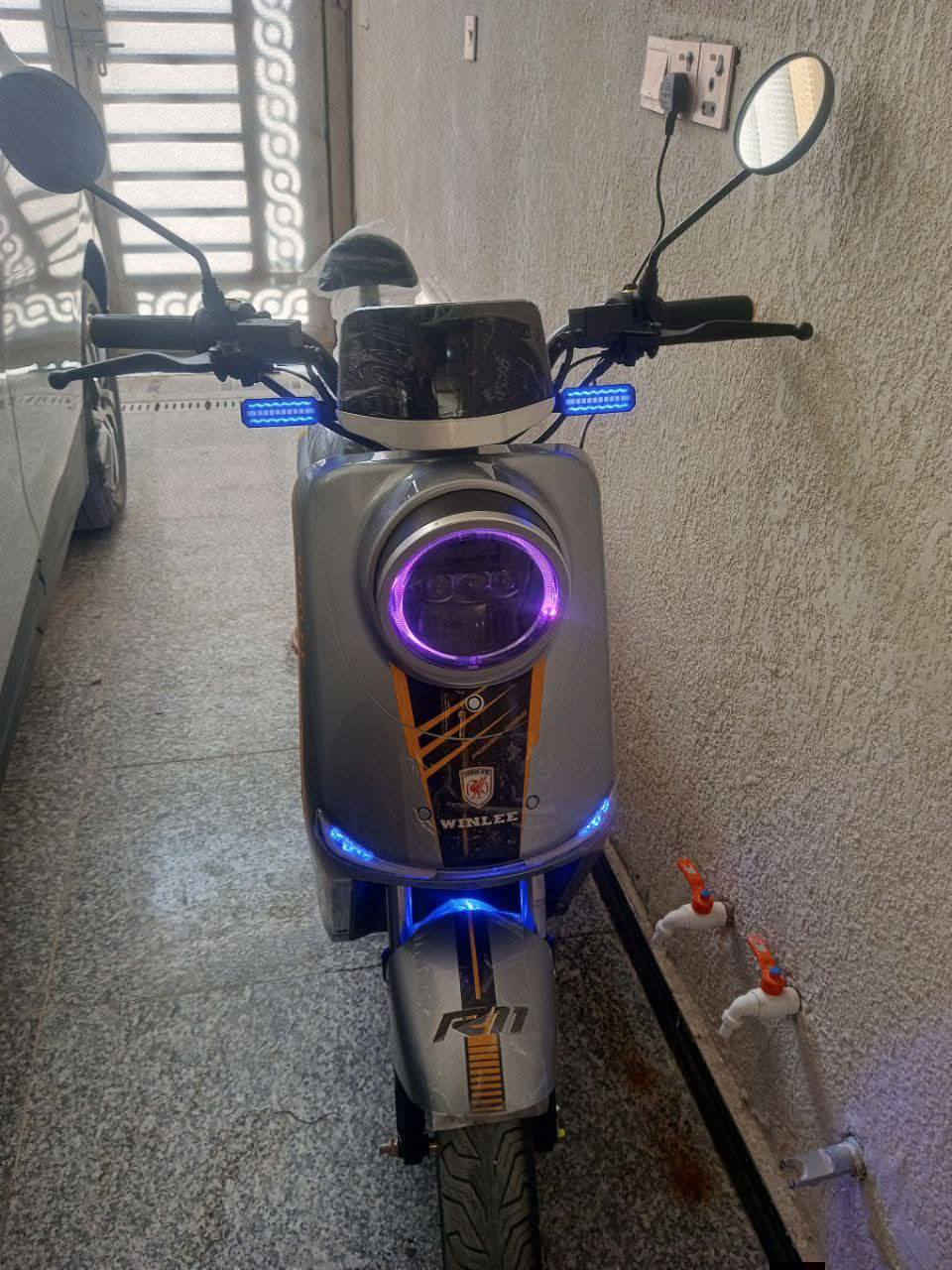 السلام عليكم الوحش               R11 ❤️‍🔥.                        للبيع 5 بطاريات     🈲.                             المميزات خير من الله            ✴️.                                  المكان البصرة شط العرب باب الهوى        🆑.                          نضام P رجوع للخلف             💯.                                  اشاير يمنة ويسرة كلوب الوان زنون                       الدراجة جديدة استعمال قليل                       تايرات جوبلس مرايات سلة كشنات جلد طبيعي [ سرعة 109 حقيقي 85 ⛔️ ] الدراجة مكفولة للاستفسار الرقم                                                    *********** السعر 💯❗️400
