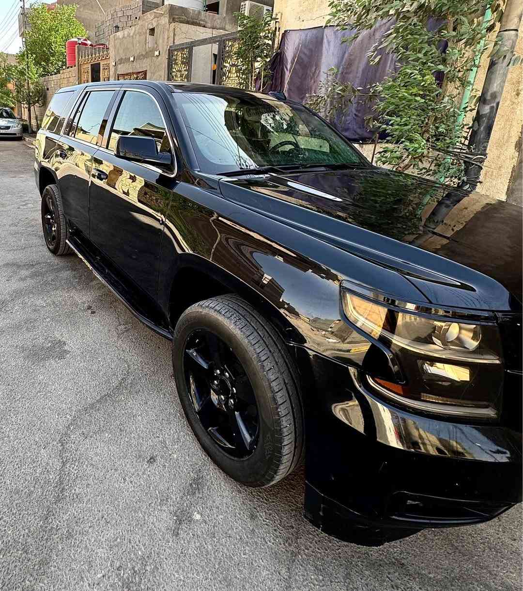 تم تنزيل السعر 
تاهو 2017 وارد امريكي بوليس 
بيه شبرين جاملغ خلفي تعديل وقطعه كلير
السياره جديده 
تايرات جدد محرك كير جديد ماشيه 160 
السعر 280 قفل 
مكانها البصره شط العرب
***********
*********** البصرة, العراق
