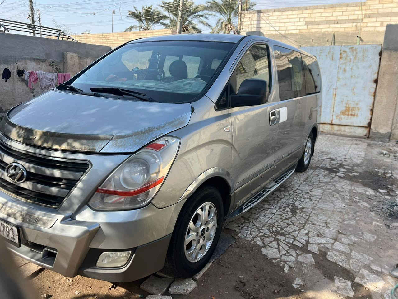 ستاركس موديل 2015اصل كفاله ظربه وتبديل بيه صبغ من كوريا حزام فقط السعر 190وبيها مجال مكينه مجول بيها ترجيع ماي للتواصل ***********
