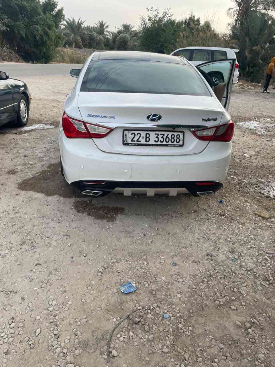 سوناتا موديل 13خليجي فول 
مكينه 2400 مامفتوحه بيه بس باب مصبوغ 
السعر 120 سياره جديده ربع ماتصرف عليها 
***********
