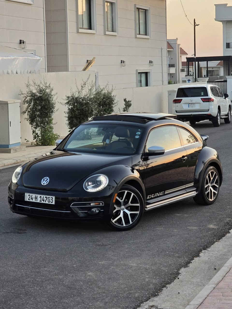 Volkswagen Beetle Dune 2018
للبيع بيتل فئة Dune
فول مواصفات : 🔸️بصمة ابواب وتشغيل 🔸 بانوراما ، 🔸حساس امامي وخلفي ،🔸 شاشة كار بلاي بلاد ، 🔸كامرا خلفيه تحت العلامه ،🔸 كشنات جلد وهيتر ، 🔸بك لايت لد ، 🔸لايت امامي زنون تحكم كهربائي ، 🔸سماعات fenðer و سب اوفر بالصندوق ، 🔸بلوجكترات تعمل مع اتجاه الاستيرن ، 🔸حساس ماسحات ، 🔸ويل قياس ١٨ انج، 🔸اناره داخليه متغيره .
رقم وسنويه جديد لغاية ٢٠٣٠ ، كير محرك بشرط كهربائيات تبريد بشرط  ، صبغ ٣ قطع سطحيه بدون ارباك رقم الشاصي
3VWSD7AT8JM712430
مكاني اربيل واتساب او ماسنجر
***********
السعر ١٢٨ وبي مجال قليل .
