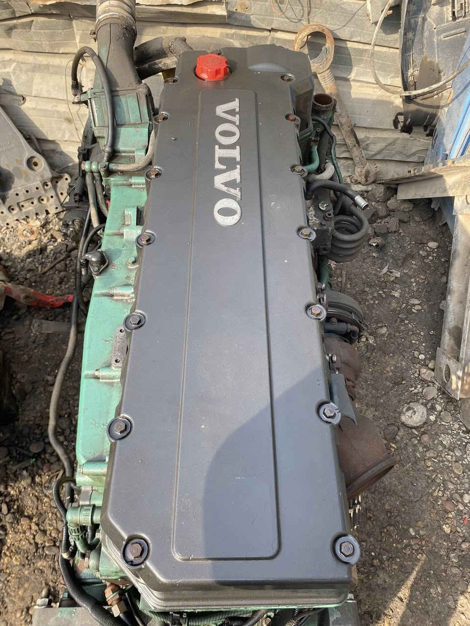 السلام عليكم. 
محرك فالفو حجم 420 أنجكتر مكفول شرط الشغل سعره 32ورقه 
متوفر محرك فالفو 122اوربي سايس10بدون تنقيص بدون بخار ضغط الدهن فول سعره 32وبي مجال 
عنواني جرف النداف الحي الصناعي 
***********
