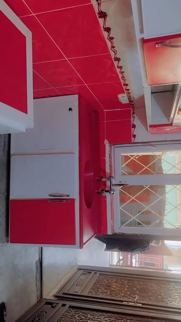 كونتر تفصال اتلاث أمتار او سنك مرمر متر او نص هاذه الرقم للاستفسار او بي وتساب ***********
