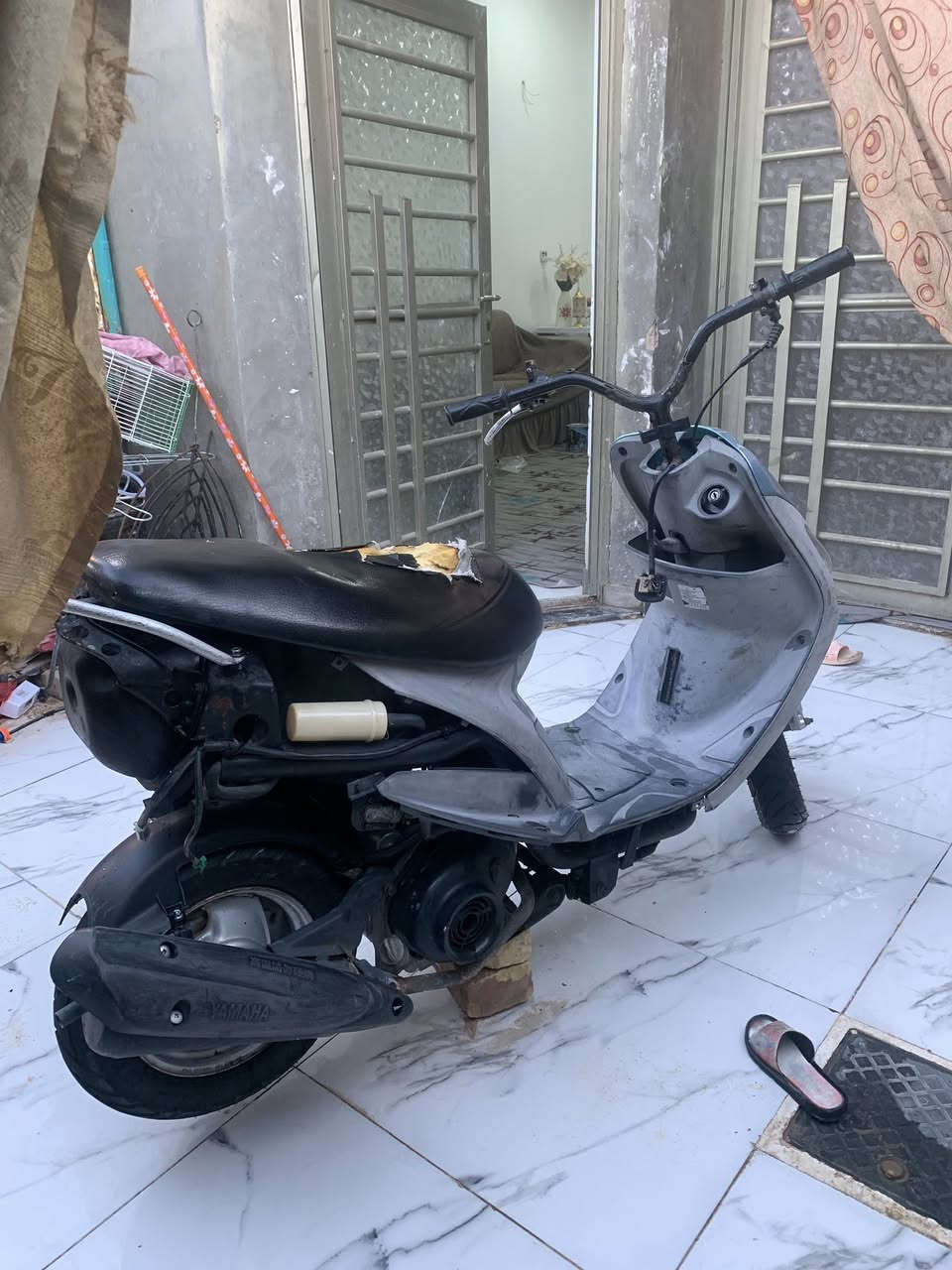 سلام عليكم دراجه ماكس منغولي مفتوحه تجفيت الدراجه كلجات جدد وكفراتها كامله سلف ميشتغل باتري مابيها الدراجه حلوه شلعه ومعدل ب350قفلللل قفللل من هسه تعامل لو تطب خاص ماتشتري كبل احضرك 👍🏻


**إذا كنت صاحب هذا الإعلان وتريد حذفه لأي سبب، رجاءا أرسل رسالة إلى الدعم الفني**