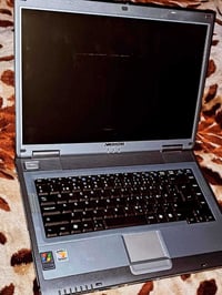 ميديون • موديل ٢٠٠٢ • بطاريه منتهية