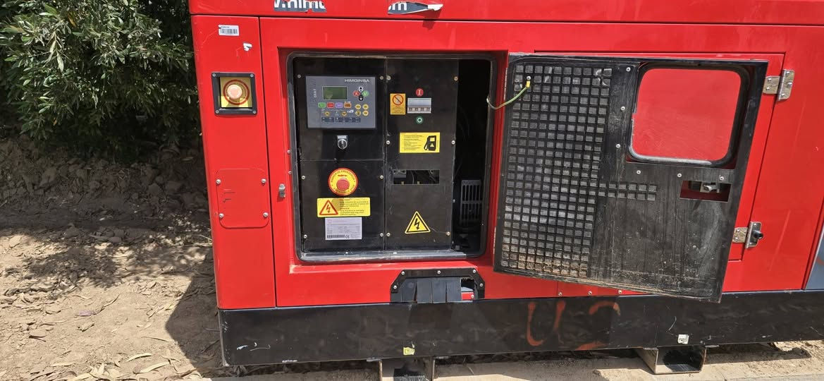 مولدات يانمار ياباني 20KVA كاتم عدد(٣)محرك ما مفتوح فقط بِبخار سعر الواحد ٢٤ ورقة ، 
المكان: كلار،سليمانية  
رقم : ***********
