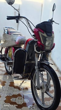 دراجة شحن • ريموت قفل • بطاريات 10كم