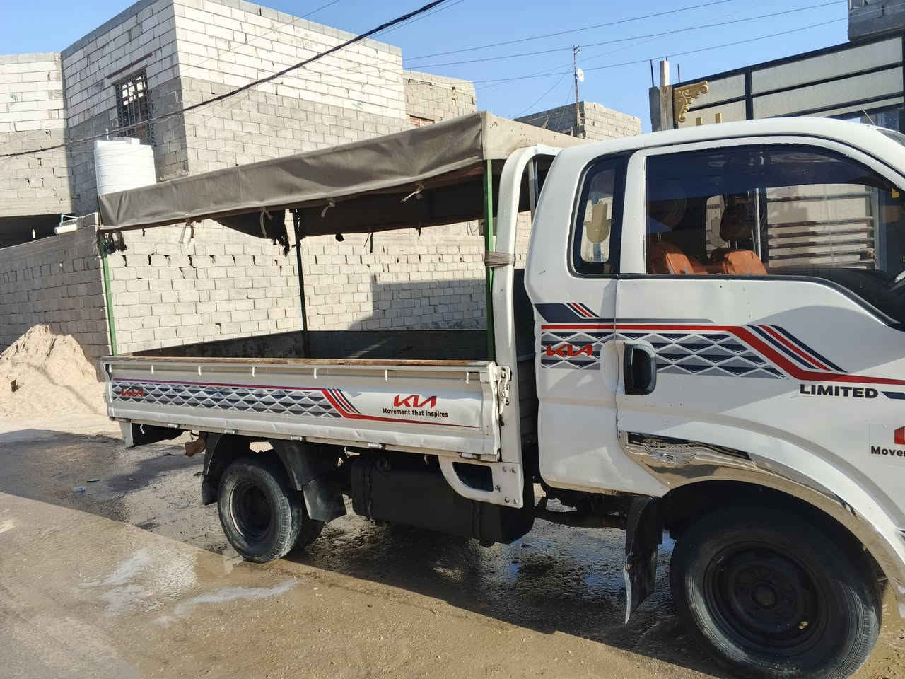 كيا حمل البيع 2012 السعر
90 وبيها مجال***********
