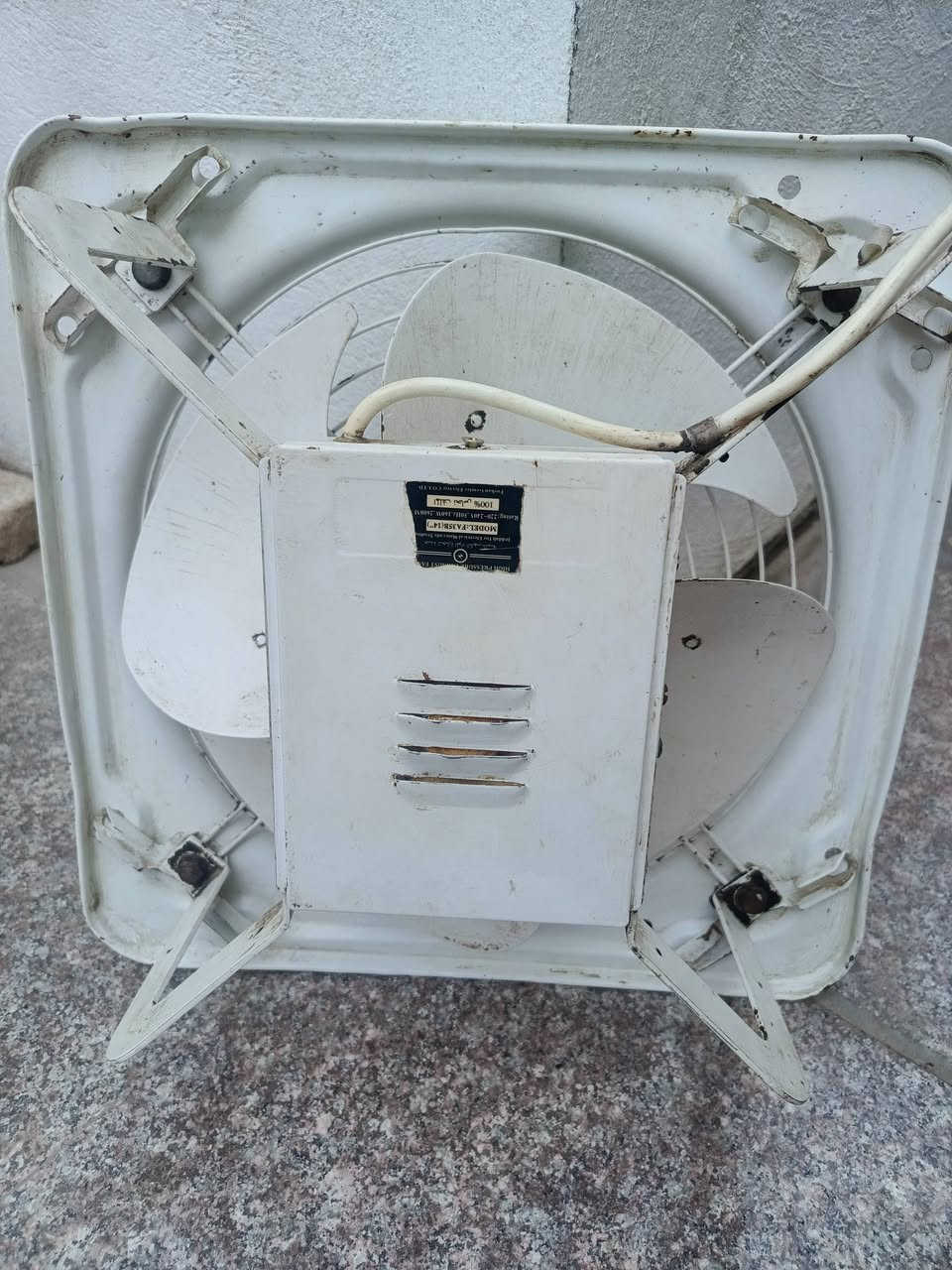 تانكي جديد عدد 2 سعر 22الف+مفرغه هواء اصليه ملف نحاس عل الفحص صناعة ياباني سعر 40مكاني رمادي شارع البريد


**إذا كنت صاحب هذا الإعلان وتريد حذفه لأي سبب، رجاءا أرسل رسالة إلى الدعم الفني**