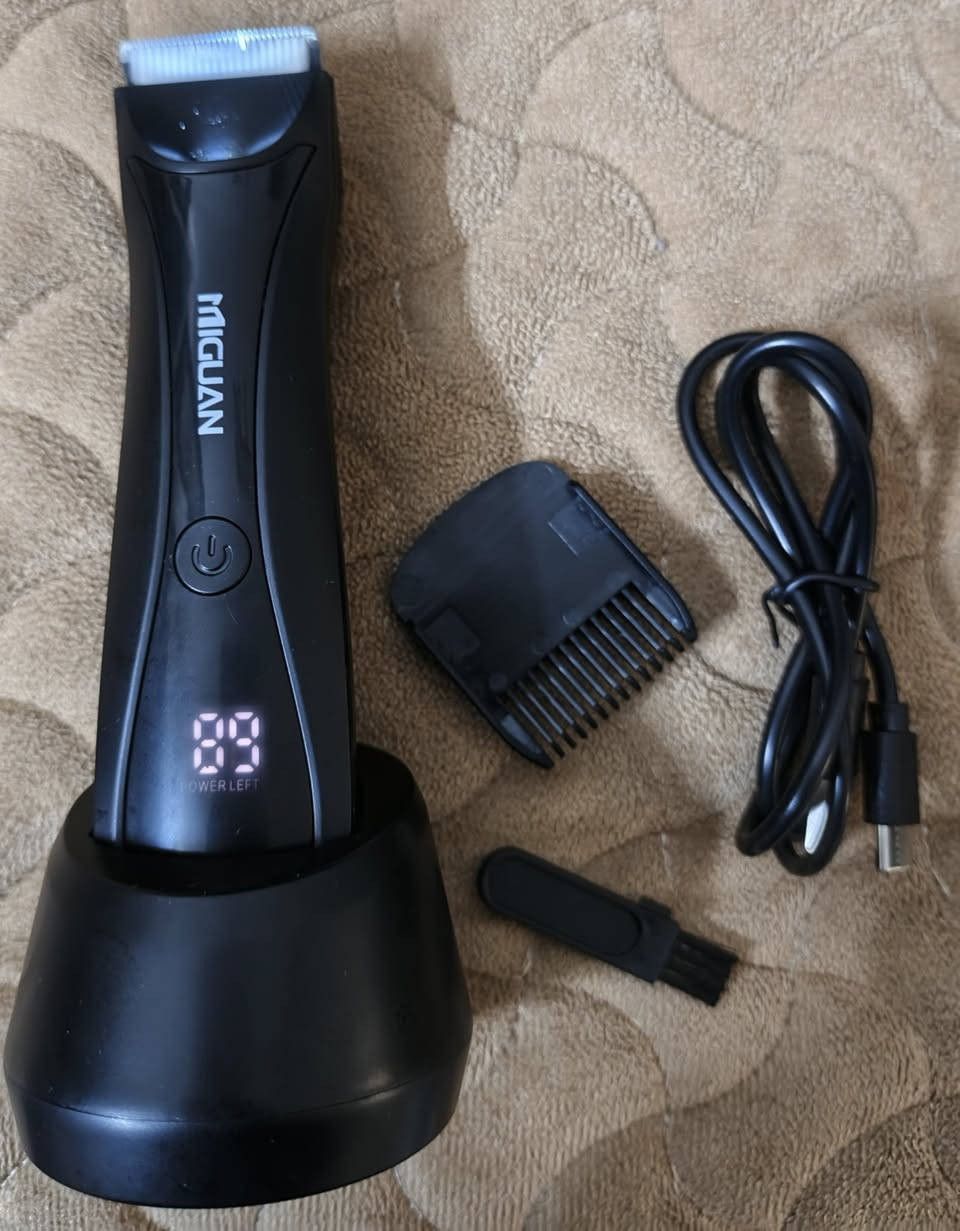 مكينة للمناطق الحساسة شفرات من السيراميك يعني ما تجرح و لا تسوي حساسية شحنهة تايب سي سريع بطارية درجة اولى و ما تصرف شحن و بيها شاشة لمعرفة نسبة الشحن مع كافة الملحقات السعر 12 ألف مع العلم سعرها بالسوگ ب٢٥ الشراي يجي خاص


**إذا كنت صاحب هذا الإعلان وتريد حذفه لأي سبب، رجاءا أرسل رسالة إلى الدعم الفني**