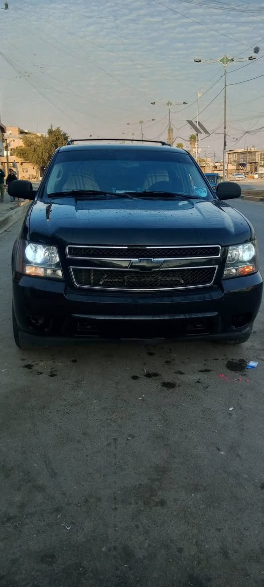 سياره تاهو مقفوله من الجير للماكينه ومن القص 2012 ***********
