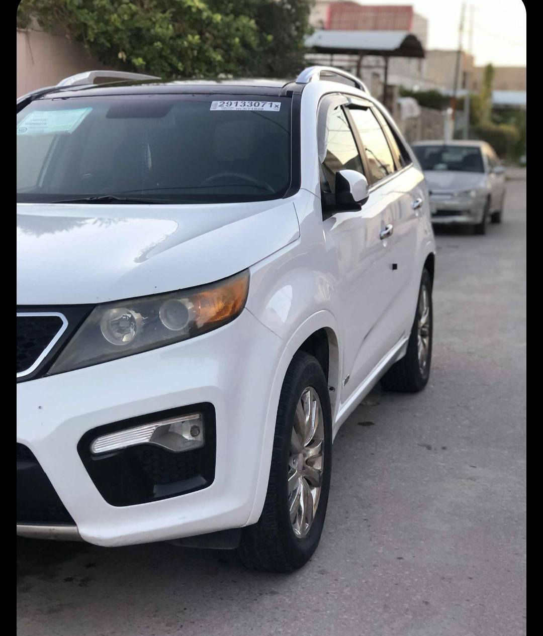 بيع او مراوس باقل
مكلف بل نشر اخوان 

السلام عليكم 

فول ١/١ 

كيا سورنتو 2011 للبيع 

وارد امريكي 

محرك 6 سلندر دوش ما مفتوح 

السيارة فول مواصفات 

سقف بانورامات 

بصمة شاشة بلادي 

اشاير بلمري 

تبريد3 قطع 

تحكمات ستيرين 

كروز مثبت سرعة 

كشنات تدفئة 

سبعة راكب

دفع رباعي  

سياره كلين كلها كود واحد 

بدون دواخل 

السعر 160 ورقه وبيها مجال حك جيه 

رقم نينوى صاحبها الشرعي 

شرط الوكالة او التحويل

***********

كورك بس واتساب بي
