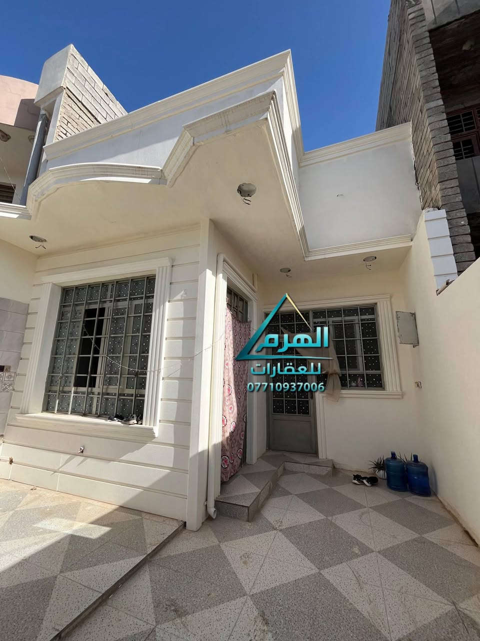 بيت للبيع – سامراء / حي الكفاءات
قريب جداً من شارع 50
المساحة: 125 متر
تفاصيل البيت: غرفة وحمام بالطابق الأرضي
غرفة بالطابق العلوي
السطح سيراميك
كراج يتحمل سيارة
حمام ومغاسل خارجية
الأبواب تركي
البيت مرتب ومناسب للسكن
للاستفسار والتفاصيل: علق برقم (1) أو راسلنا على الخاص
زورونا في مكتبنا: سامراء – حي الضباط الثانية مقابل شارع 2000 للتواصل: أنس ***********
