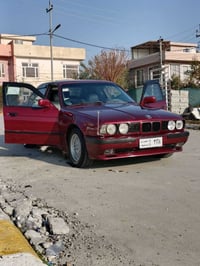 بي ام دبليو 520i • ١٩٩١ • لايت زينون