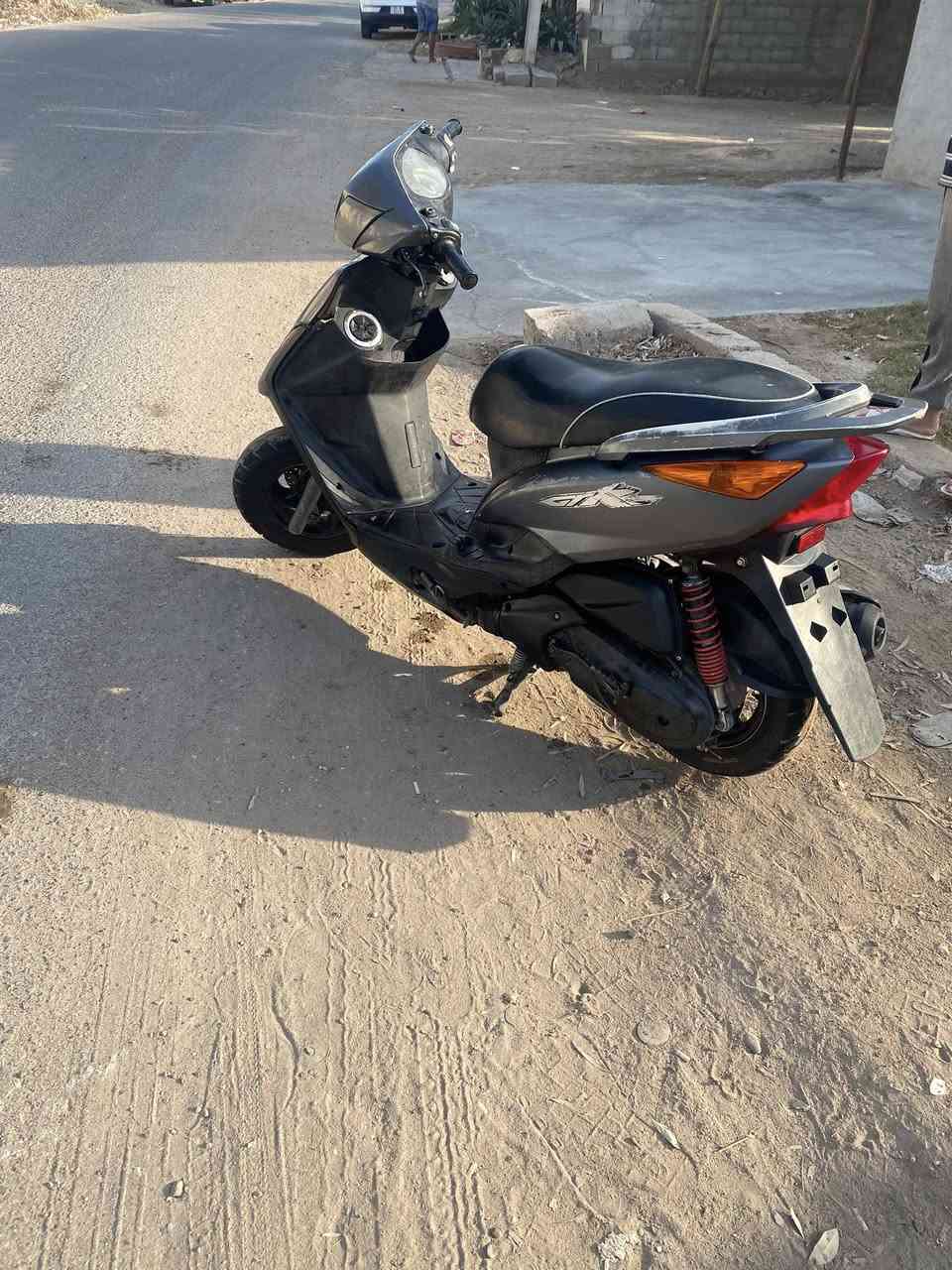 سلام عليكم دراجة ثعلب خير من الله ما مفتوحه ولا كايمه السعر 400 بيهة مجال الرقم *********** ياباني
