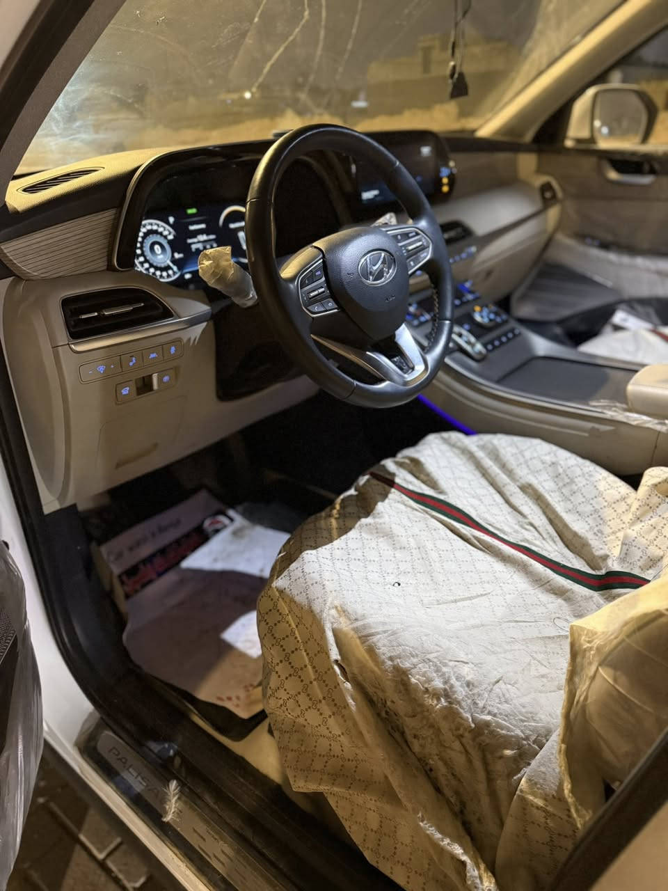 السلام عليكم باليسايدلمتد فول مديل 2022
وارد امريكي بدون ايرباك بجم كبس شركه حادثها باب الصندوق الخلفي وتبدل نفس الون السياره بيه نص باب صبغ جة المنه الخلفي بسبب طخه سيطه مابيها نقص برغي ترايك وين ماتريد ماشيه 82 كيلو
السعر 280
صور الحادث مرفقه بالمنشور 
***********
***********
