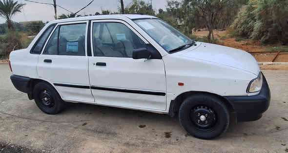 سايبة 2012 رقم أنگليزي مكفولة تبديل وضربة گير ومكينة مكفولات حدادية صدر جديد تخم تاير جديد السنوية 2027 السعر 37 وبية مجال للتواصل *********** واتساب
