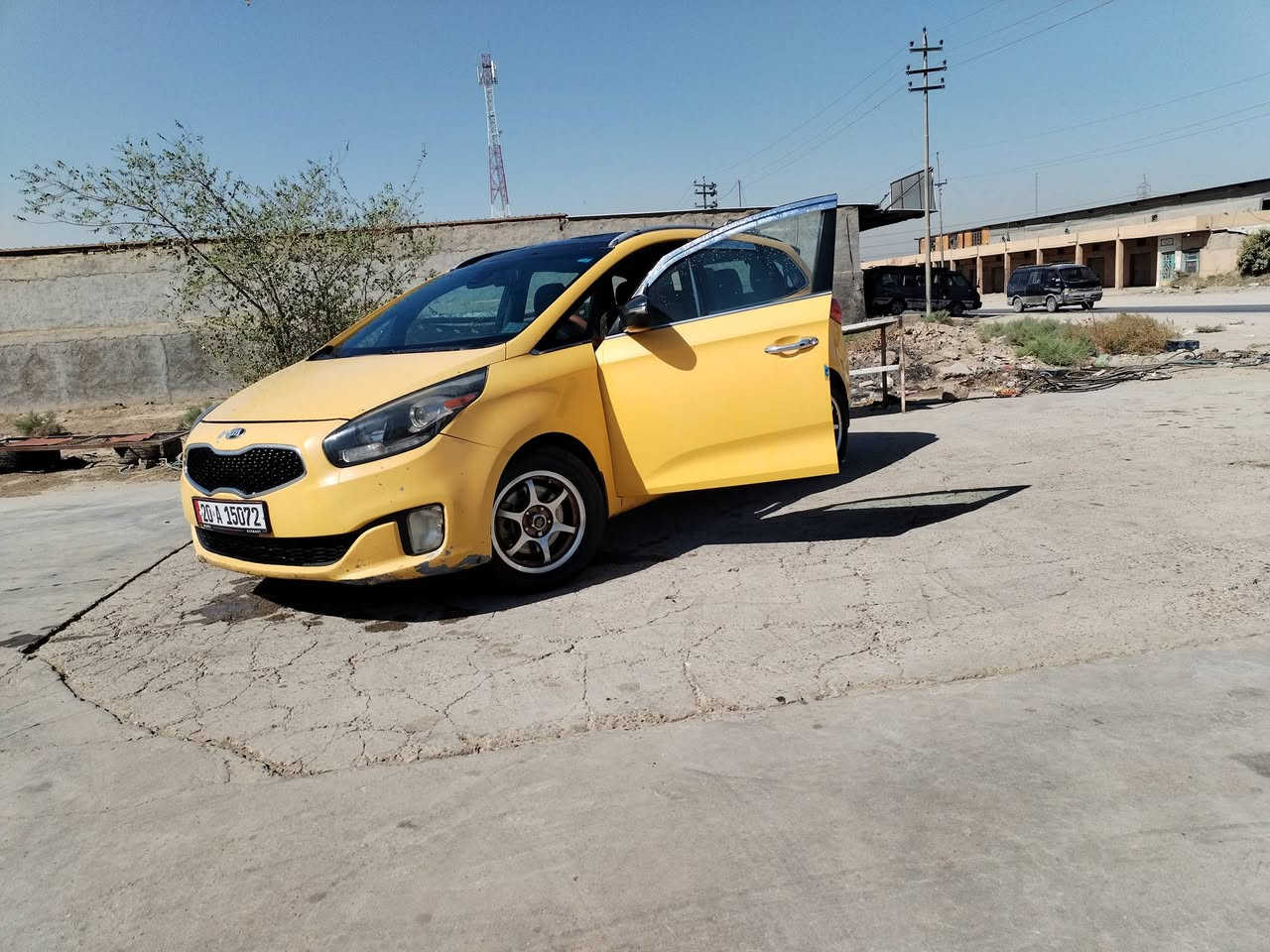 السلام عليكم
كيه رندو موديل ١٤ أجره رقم دياله الجديد بسمنه
مكينه ٢٠٠٠ كير 6 نمر
الضرر
السونار مرفق بل منشور بس معجون
الباب الوره بي ضبربه عله كد شبر رجعت بارد مرفوقه صورت الحادث بل منشور
المواصفات
تحكمات ستيرن جهتين
شاشه كبيره وصغيره مال تحكمات
٣ انضمه قياده
٧ راكب وكشنات جلد
اشاير بل مري ومري شفط
ويدات نيكل كروم
فتحت سقف عله طول القماره
السياره بصمه وبصمات بل بيبان عدد ٢

حداديه ٧٠  بل ميه
ويبهه نضام ايكو
مكاني بابل طريق العلويه شريفه
***********
بي واتساب
سعرهه 130 وبيهه مجال
مصفره هيئه وخطهه جوال
