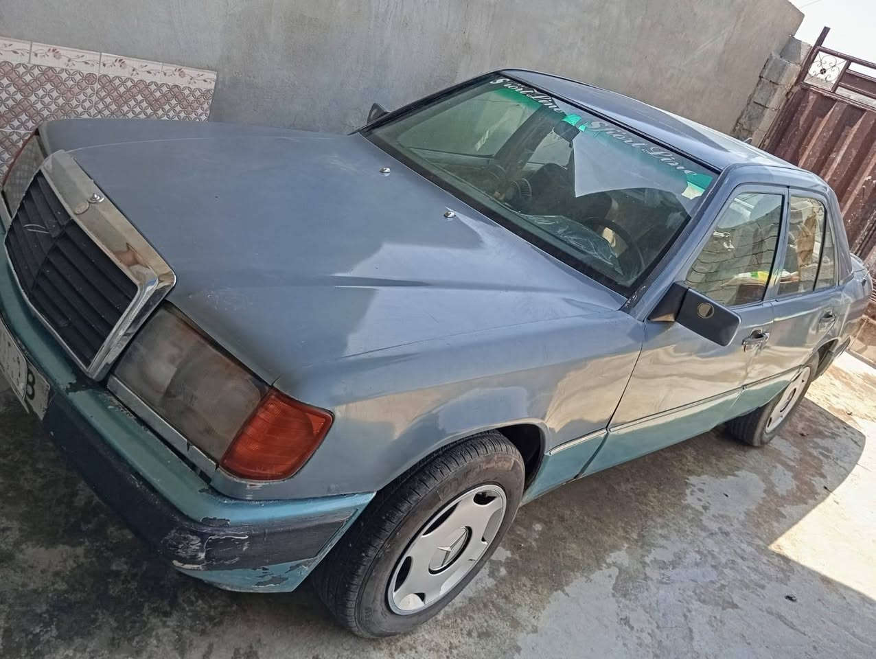 مارسيدس ٨٨ محوره ففتي حائز ثالث رقم بغداد بيها فقط قاعده الدبل يرادلها تصليح السعر ١٦ ورقه الاتصال ***********
