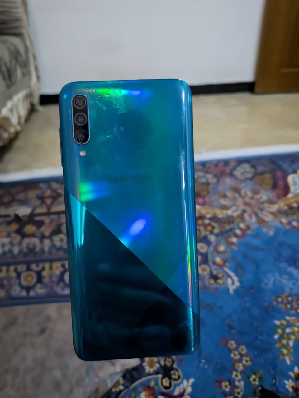 جهاز A30s ذاكرة 128 للبيع بسعر 80 الف وبيه مجال بسيط 
مكاني البلديات ماعندي وسيلة نقل
واتساب ***********
