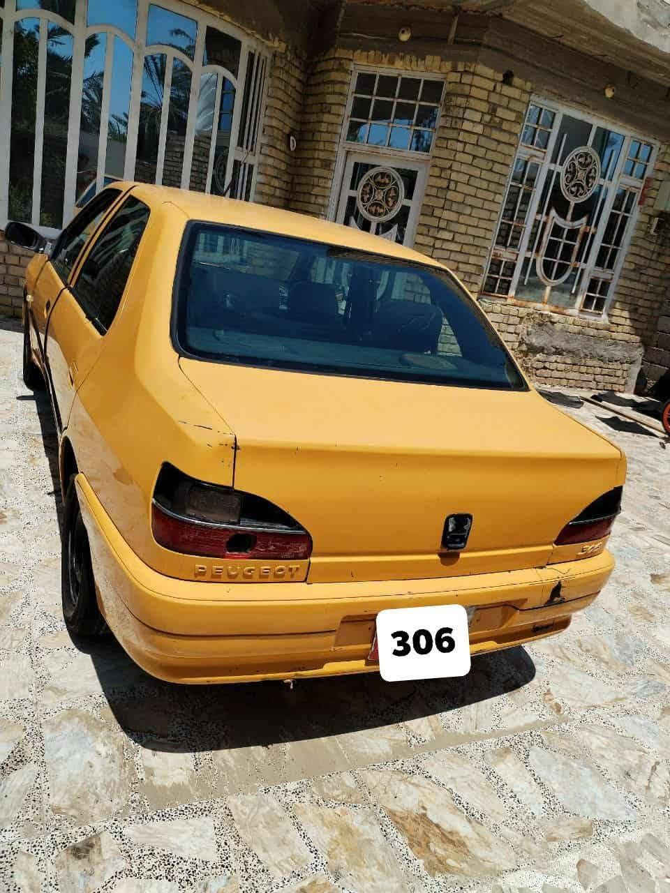 السلام عليكم
بيجو 306 للبيع السيارة جاهزه تخم تاير جديد صدر جديد كهربائيات كلهه شغاله ماناقصهه شي السياره نضيفه السعر 20 ورقه وبيها مجال المكان واسط الاتصال 
***********
